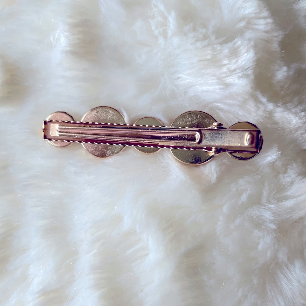 Hair Clip - Picture 7 of 8